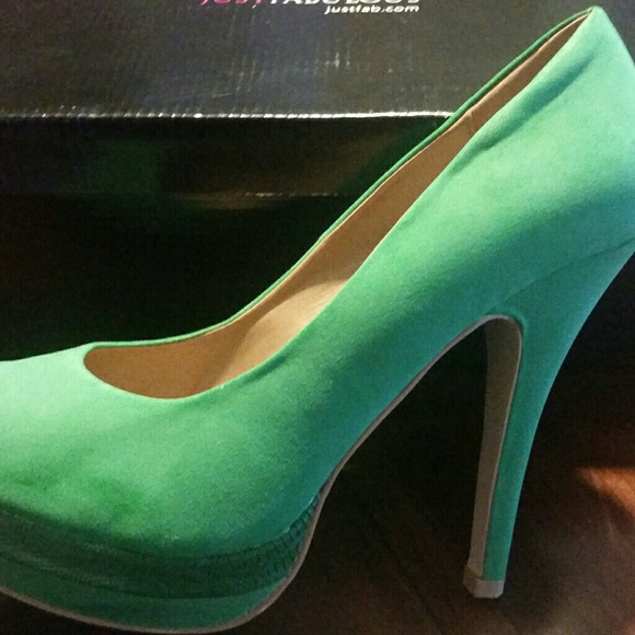 Women's Heel very good Condition - Picture 3 of 3